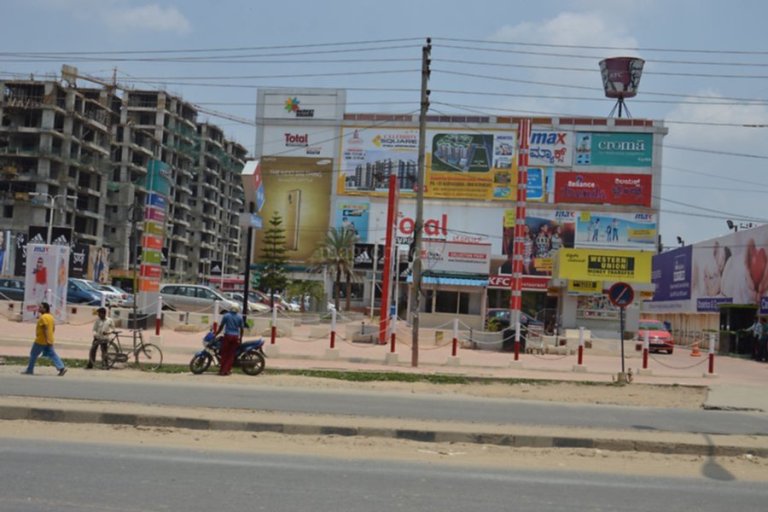 sarjapur-road-becomes-real-estate-hotspot-for-buyers.jpg