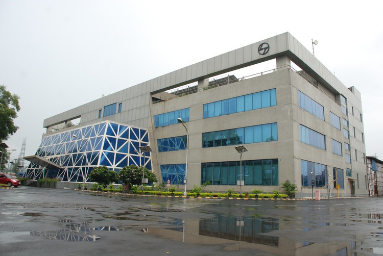 navi-mumbai-becomes-key-commercial-hub-in-india.jpg