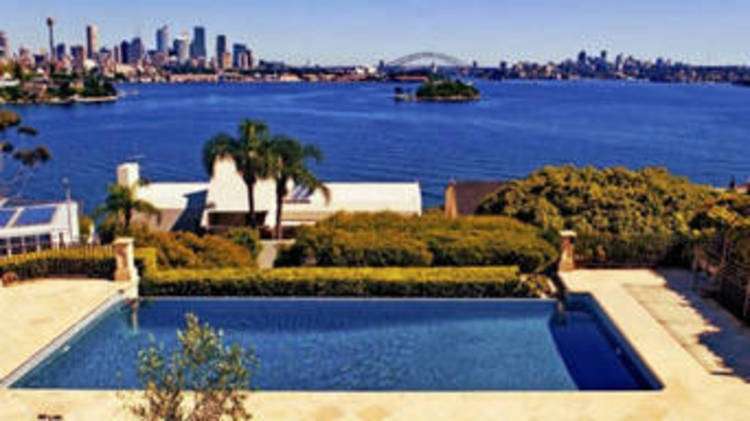 luxury-real-estate-market-in-australia-continues-doing-exceedingly-well.jpg