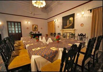 pataudi-palace-dining-room