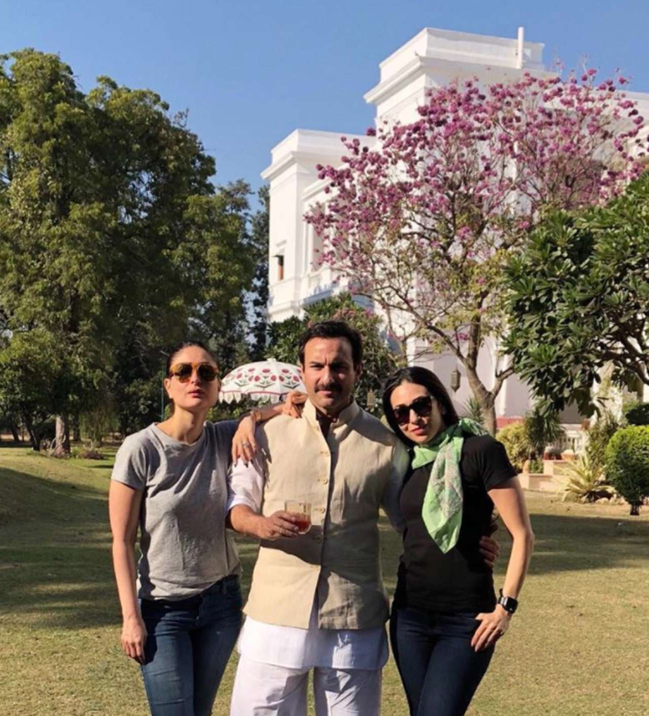 Saif Ali Khan, Kareena Kapoor Khan and Karishma Kapoor at Pataudi Palace