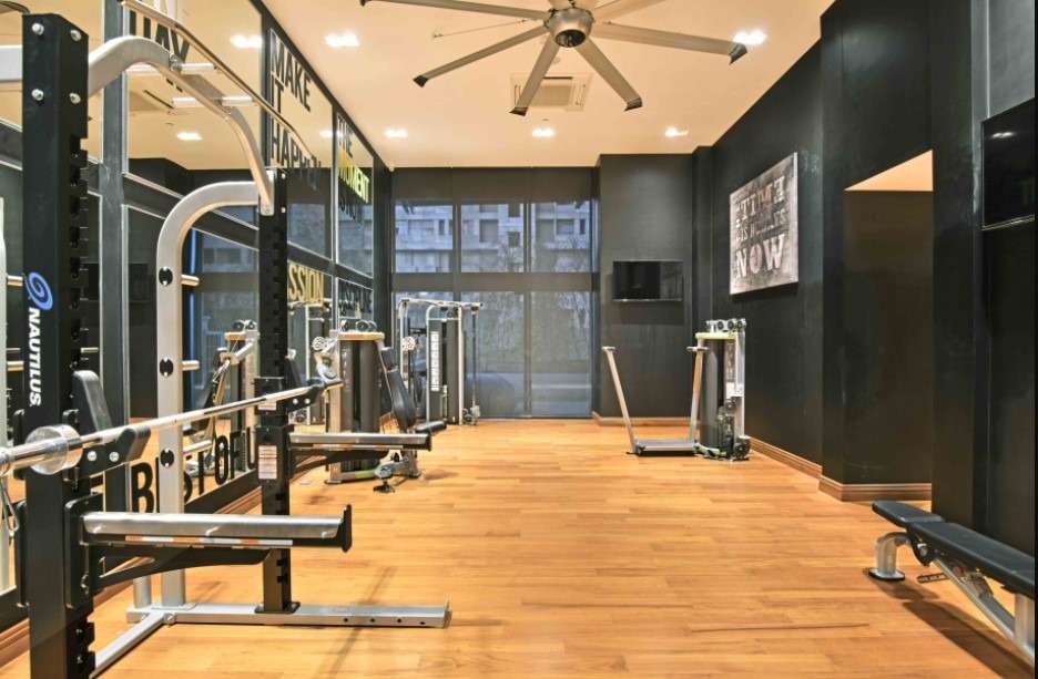 Hardik-pandya-house-fitness-room