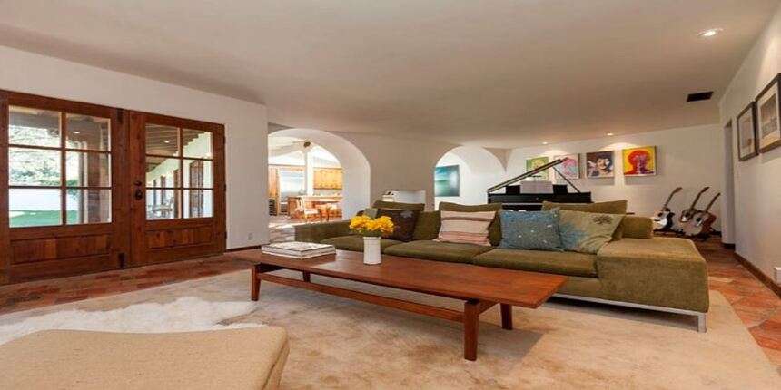Robert Pattinson living room