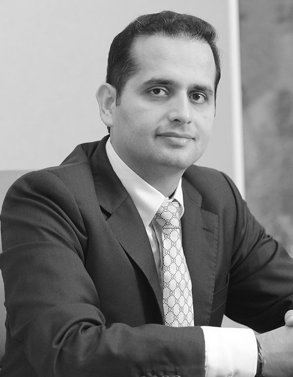 Navin-Makhija-MD-The-Wadhwa-Group