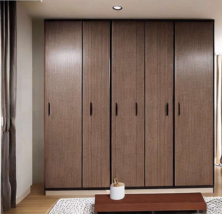 Plywood modernbedroom cupboard design