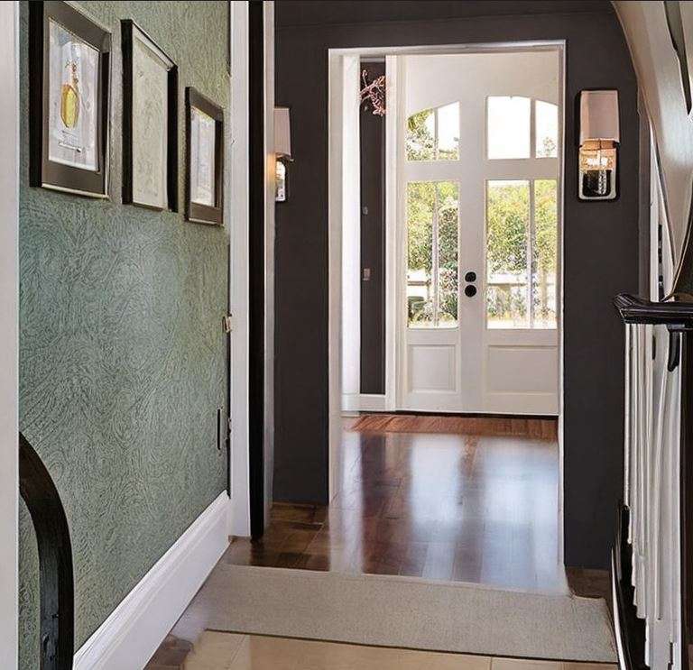entry_foyer_colour_for_wall_of_your_home