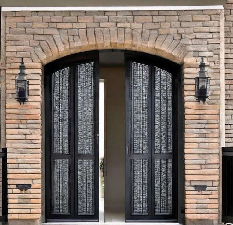 Lined Double Door Modern Iron Gate Design