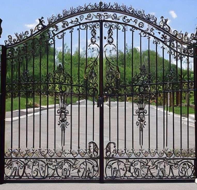 Wrought Iron Entrance Gate Design