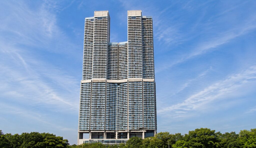 Lokhandwala Minerva tower, Mahalaxmi, Mumbai Tallest Building in Mumbai