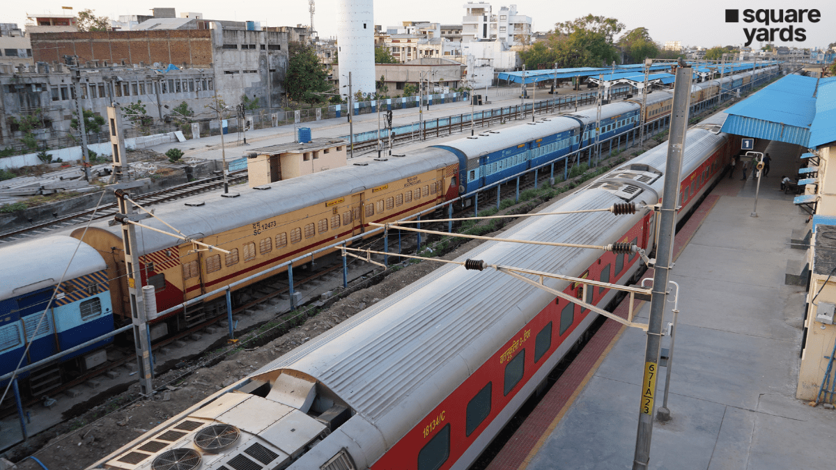 Maharashtra government approves rail projects